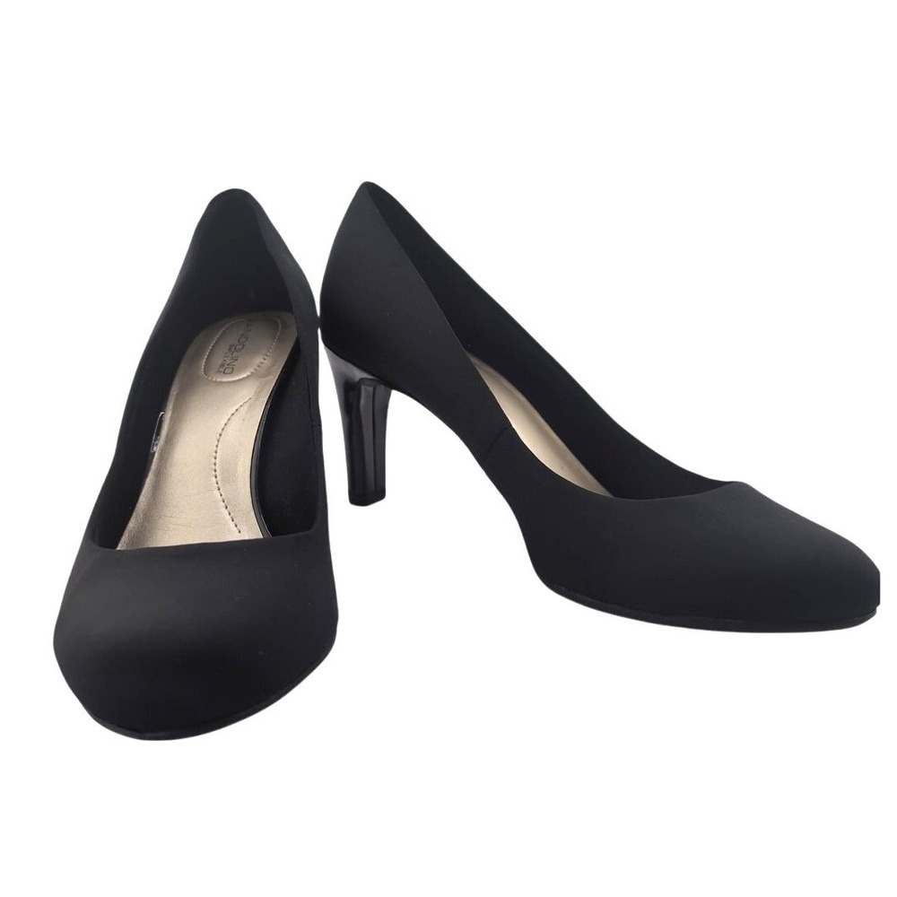 Bandolino‎ Women's Black Classic Heels Pump Size 9.5 Rounded Toe Staple Holiday